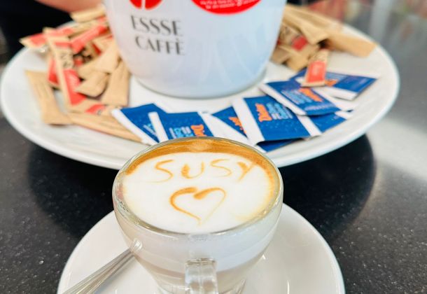 ottimo cappuccino per colazione a castel maggiore presso alterego café