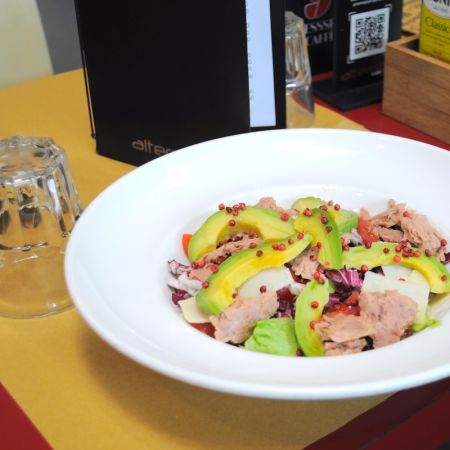 Pranzo a Castel Maggiore: freschezza per la tua pausa