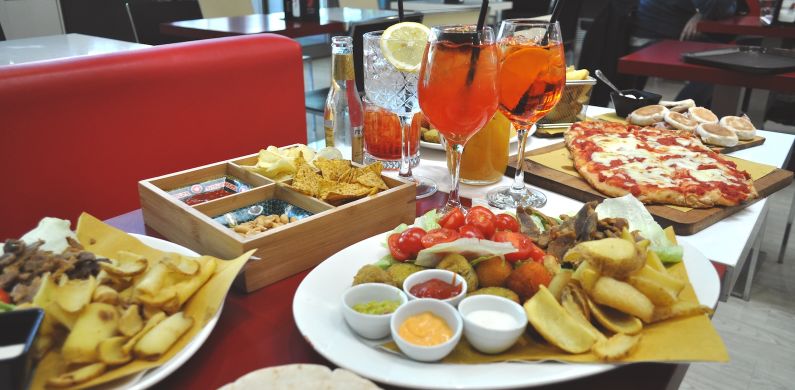 Aperitivo a Castel Maggiore: pausa di gusto e Relax